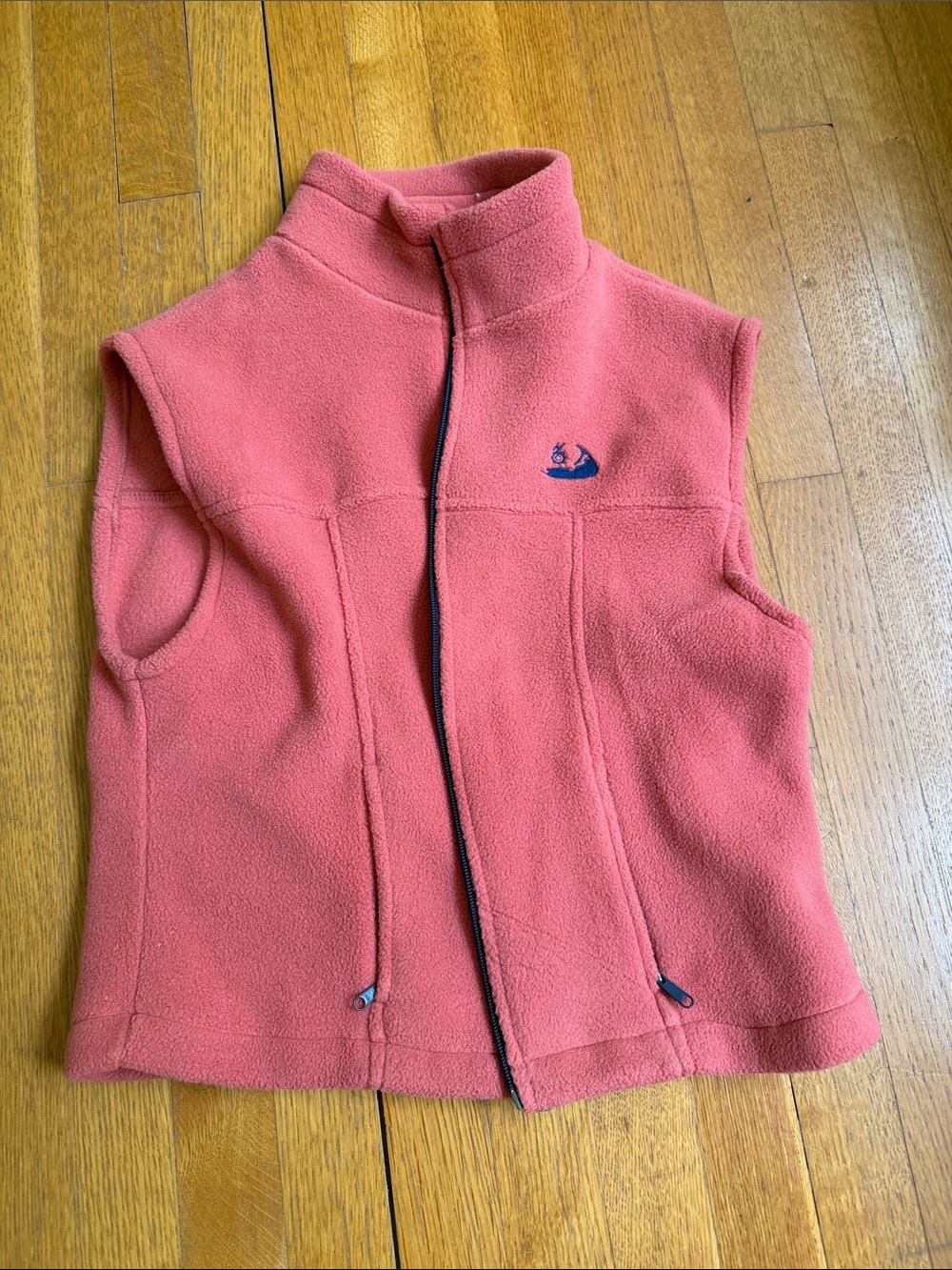 Murray’s Toggery Nantucket Red fleece vest women’s small EUC